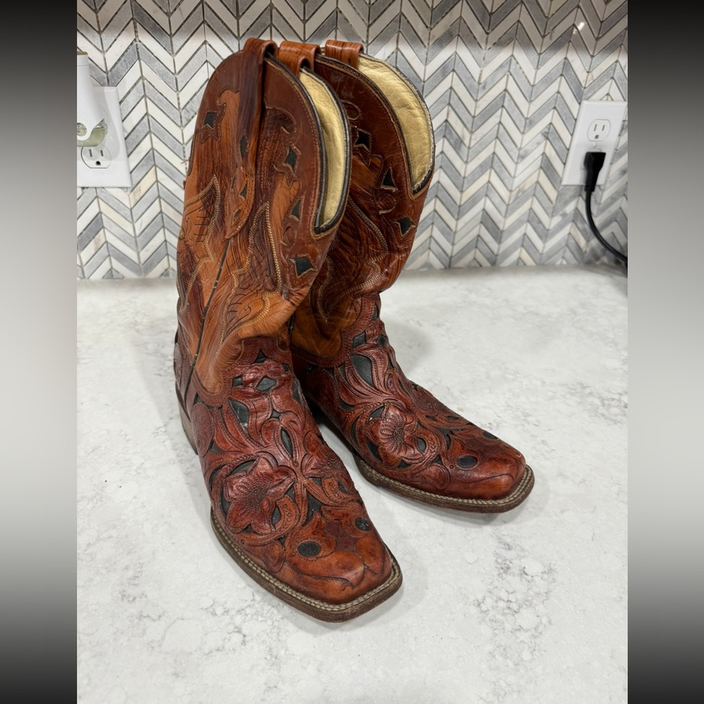 9 1/2 Women’s Corrals
